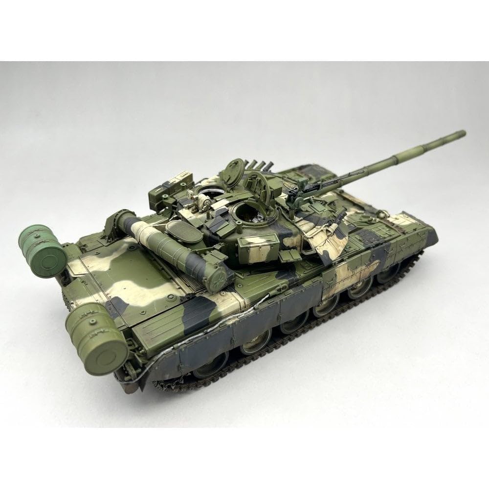 amusing-hobby-35a060-t-80u-panzermodell-1-35-full-interior image 3