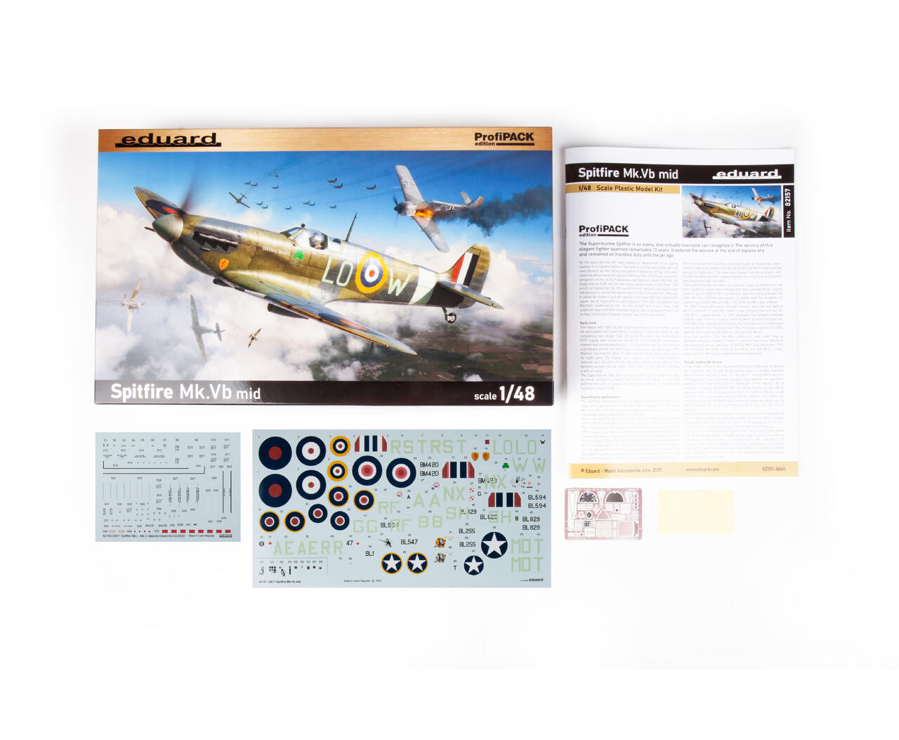 eduard-82157-spitfire-mk-vb-mid-profipack-flugzeug-1-48 image 2