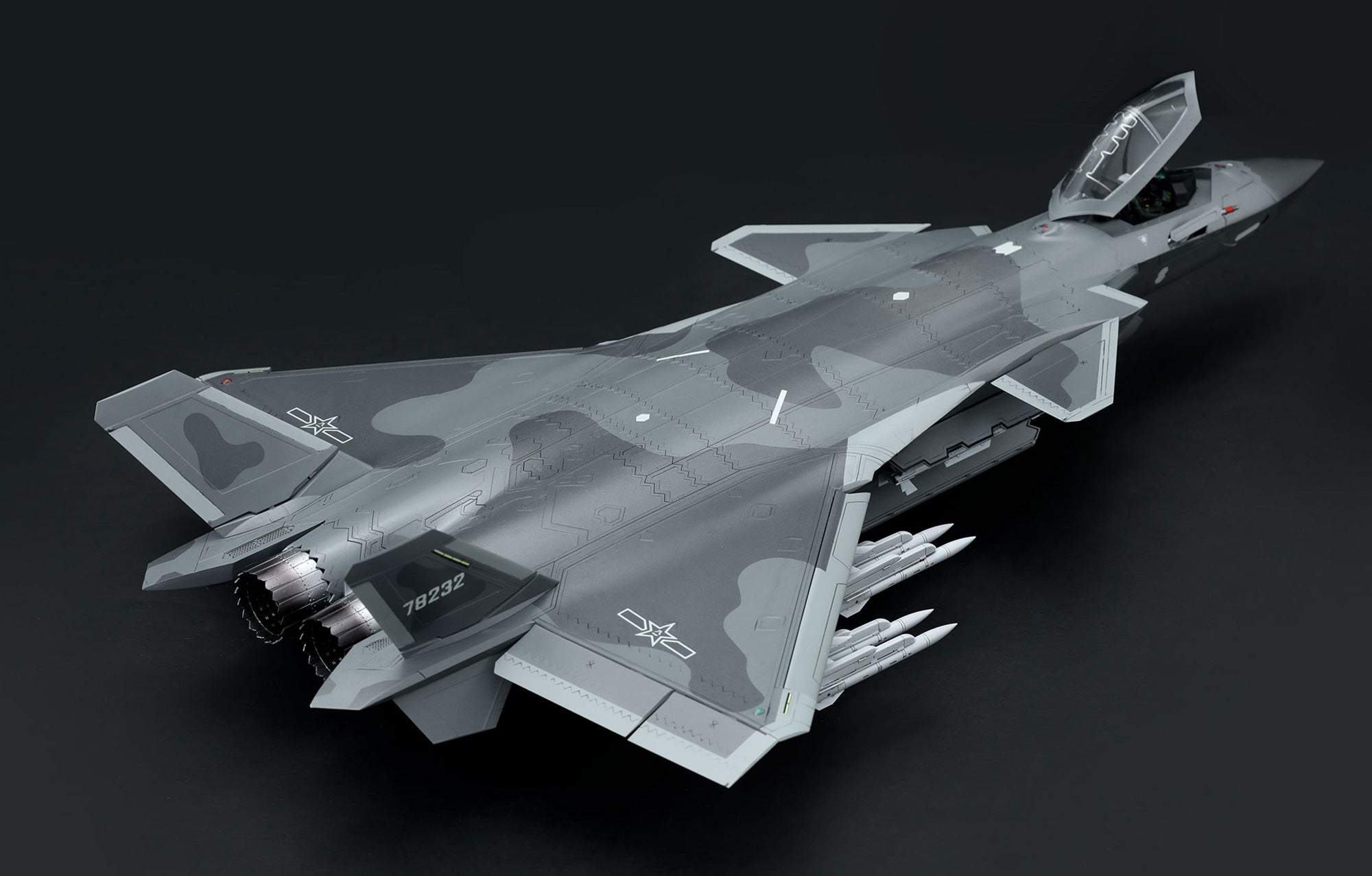 meng-ls-002s-j-20-beast-mode-flugzeug-bausatz-1-48 image 3