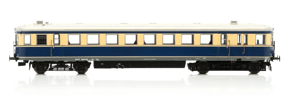 hobbytrain-triebwagen-rh-5044-06-bb-triebzug-creme-blau-ac-sound image 1
