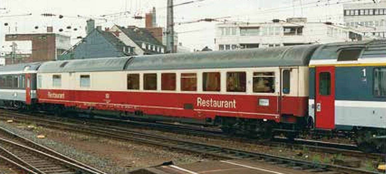 hobbytrain-personenwagen-bm-bpm-db-ic-tiziano-2er-set-spur-n image 1