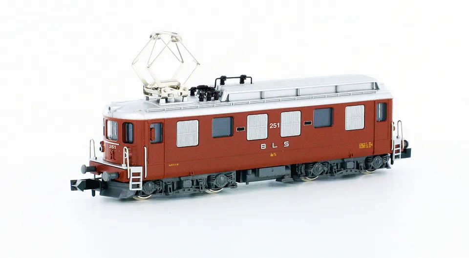 hobbytrain-elektrolok-ae-4-4-bls-braun-ep-iv-spur-n-e-lok image 1