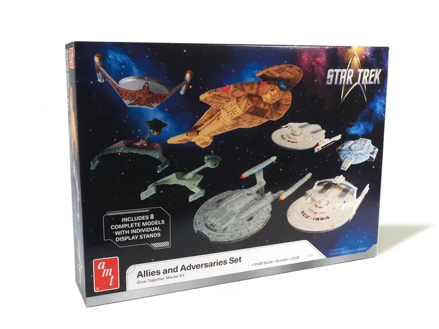 amt-1443-star-trek-adversaries-allies-schiff-set-1-2500-bausatz image 1