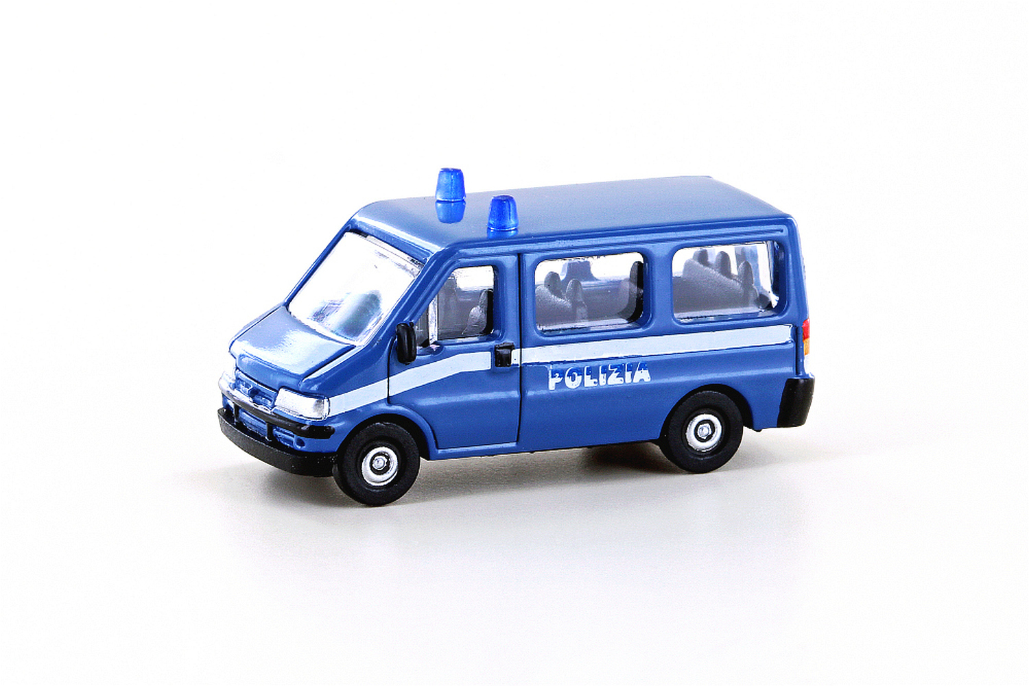 hobbytrain-fiat-ducato-ii-bus-modellauto-polizia-it image 1