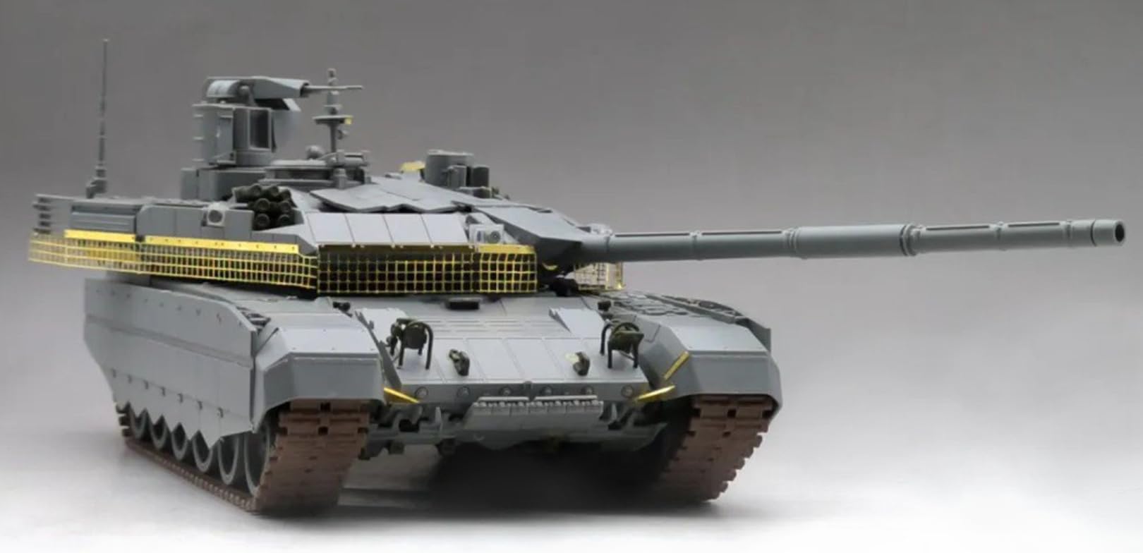 amusing-hobby-35a070-t-90m-panzer-1-35-mod-2023 image 2