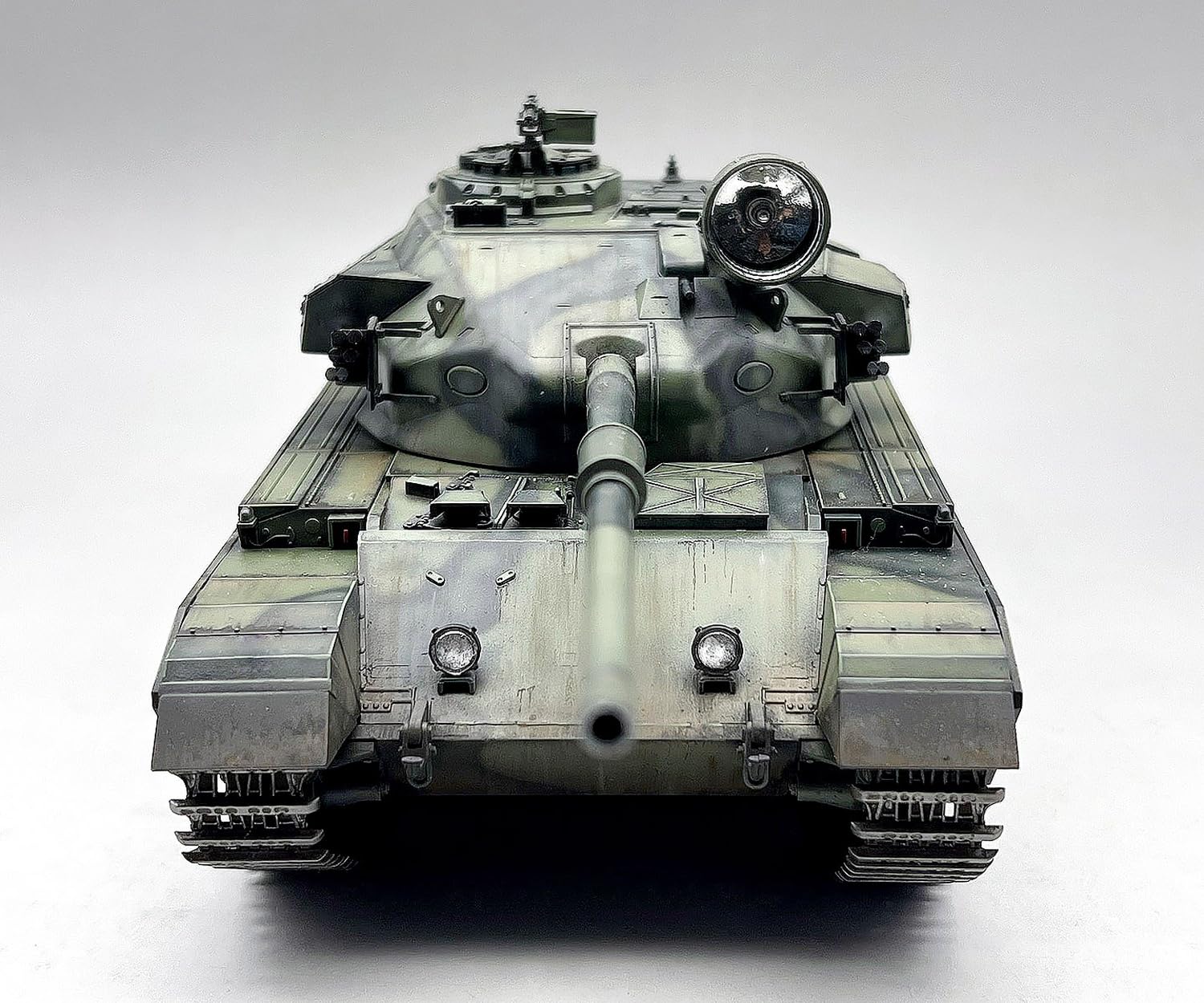 amusing-hobby-35a071-centurion-action-x-panzermodell-1-35 image 5
