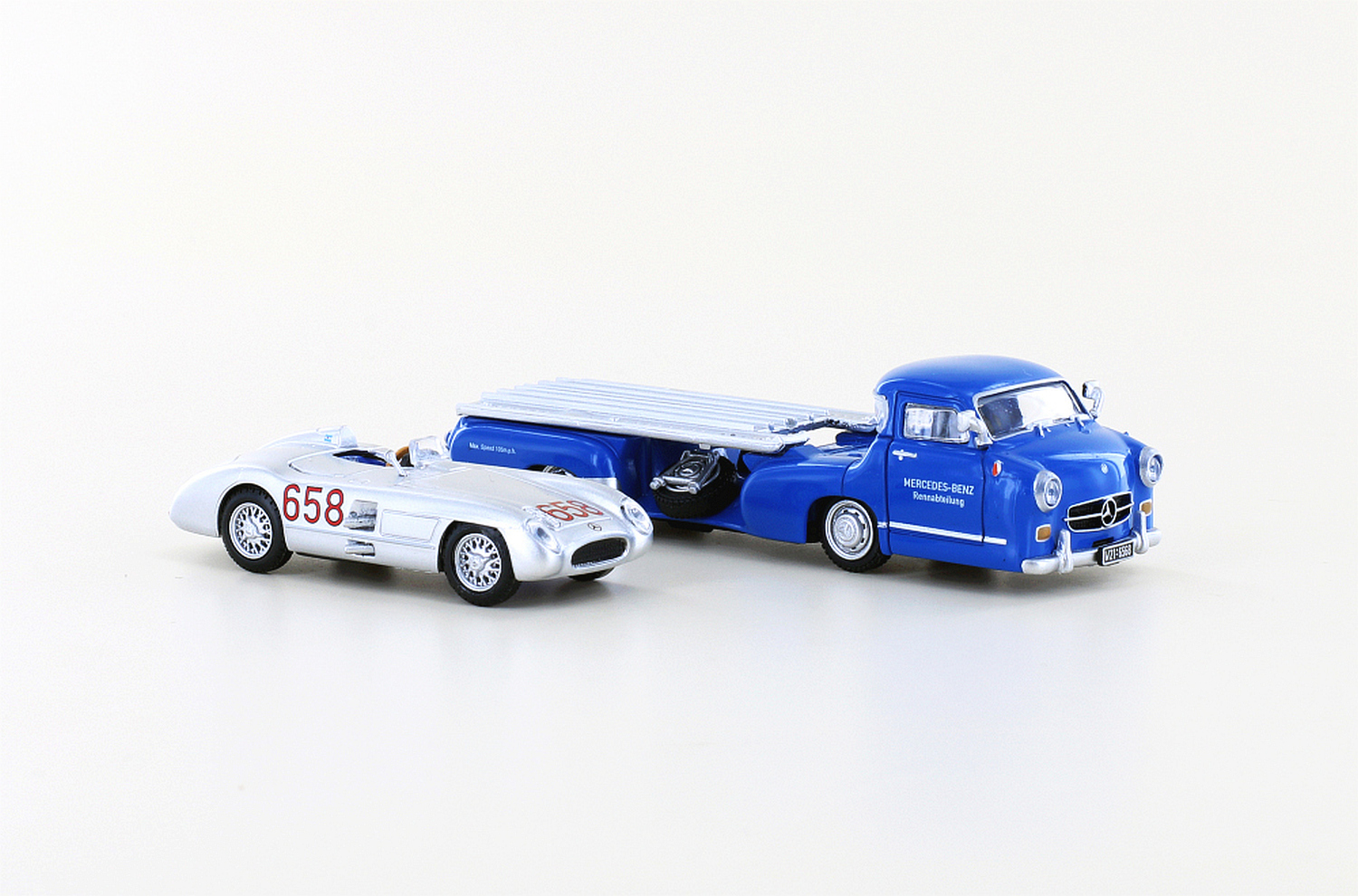 hobbytrain-mb-renntransporter-300-slr-fangio-658-1-87-set image 5