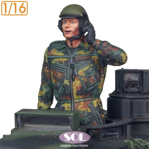 sol-resin-mm922-bundeswehr-panzerkommandant-figur-1-16-leopard image 1