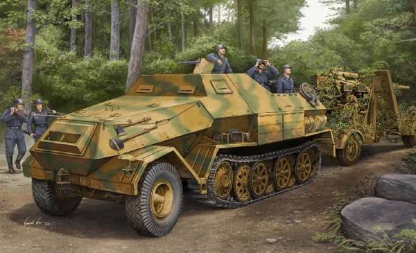 trumpeter-01584-sd-kfz-8-gepanzert-1-35-halbketten-bausatz image 1