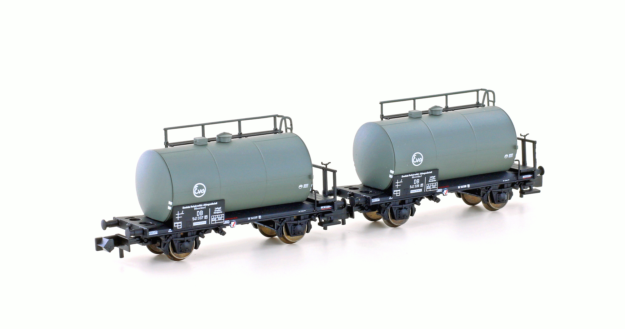 hobbytrain-g-terwagen-leichtbau-kesselwagen-db-2er-set-spur-n image 1