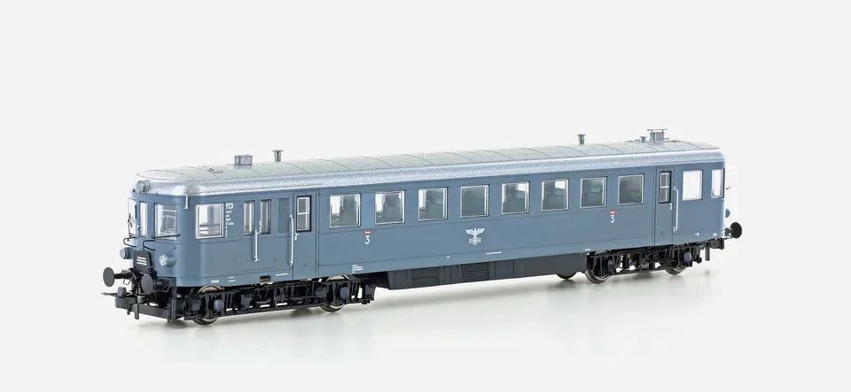 hobbytrain-triebwagen-vt-923-drg-triebwagen-grau-ac image 1