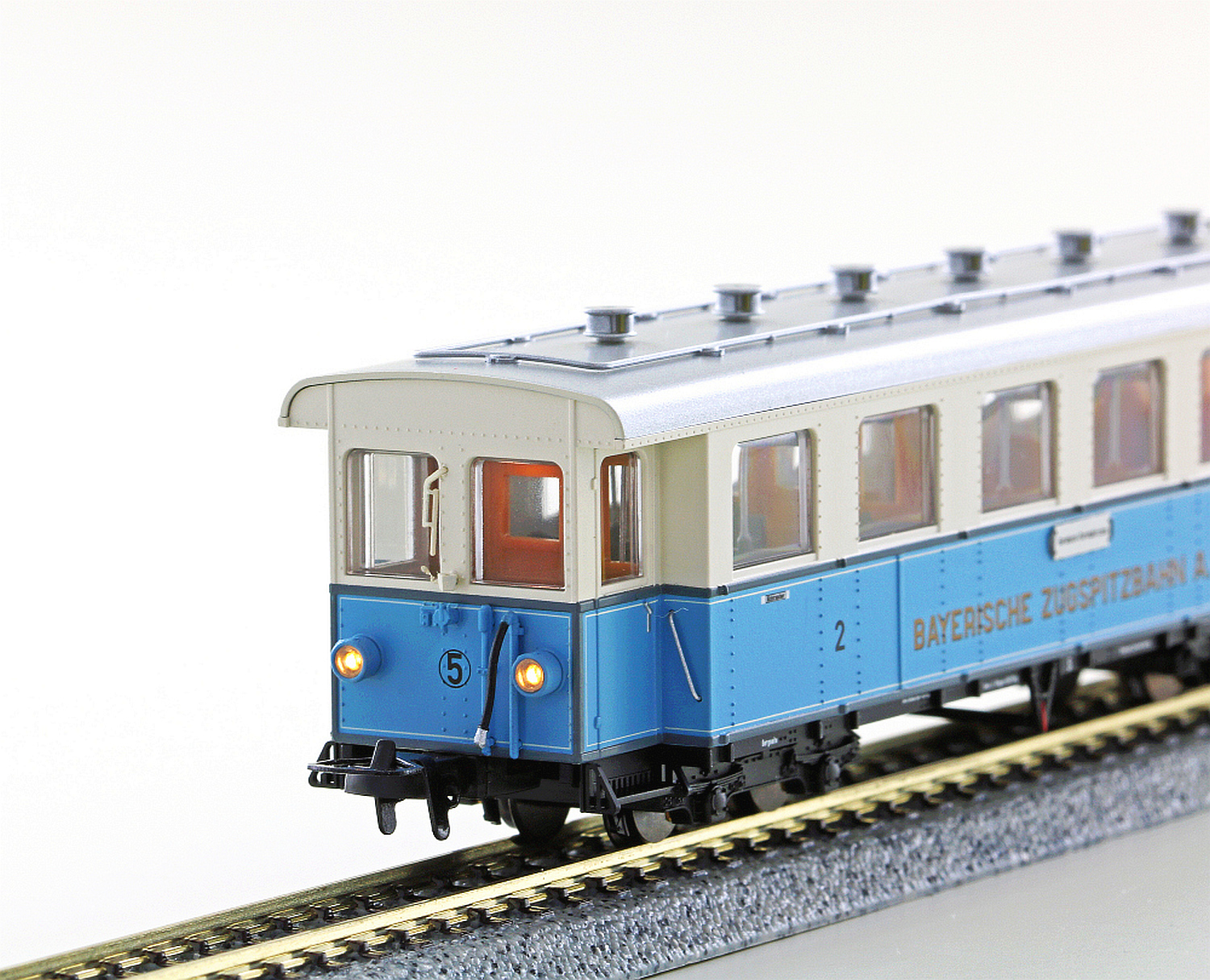 hobbytrain-zugspitzbahn-personenwagen-h0e-2er-set-beleuchtet image 3