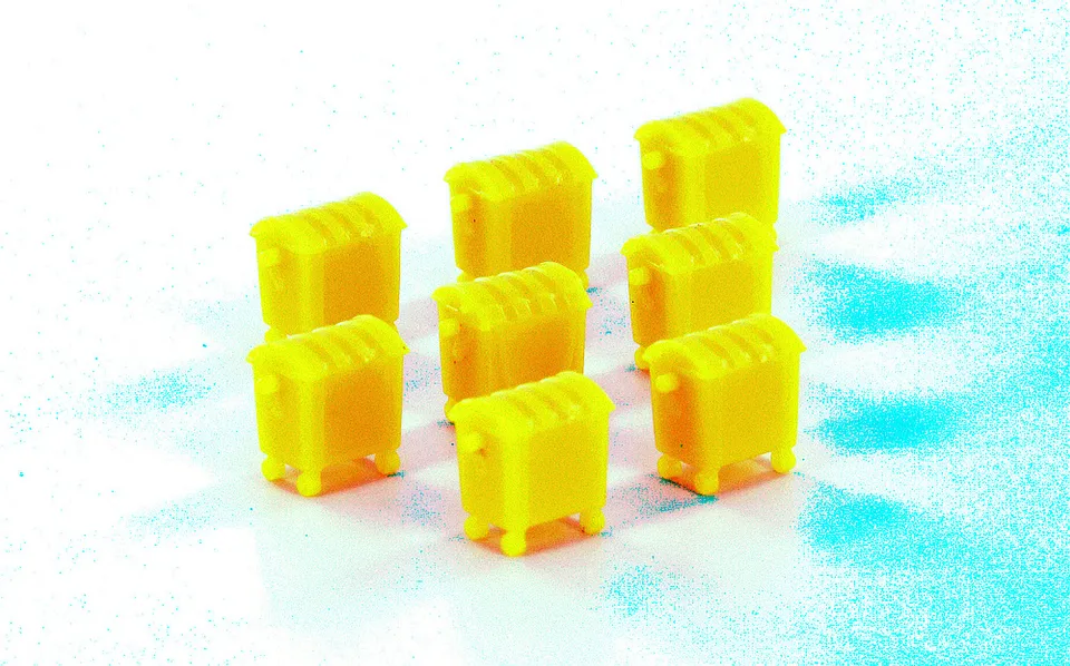 hobbytrain-zubeh-r-8er-set-m-lltonnen-gro-gelb-spur-n image 1