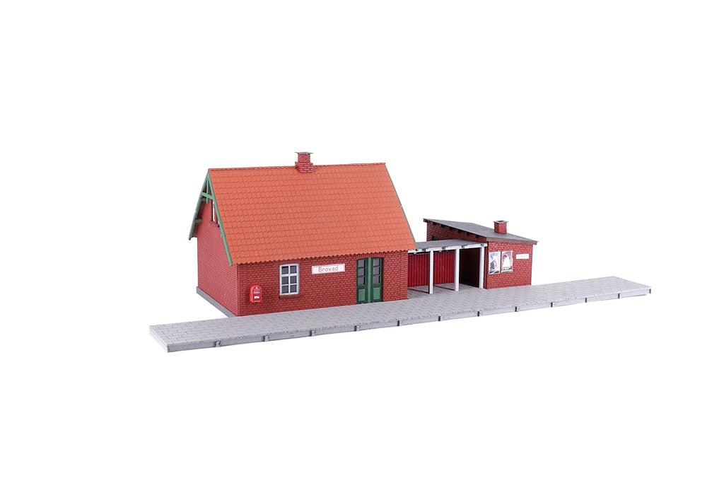 hobbytrade-ved-banen-ht-87360-modellhaus-landstation-rote-steine image 1
