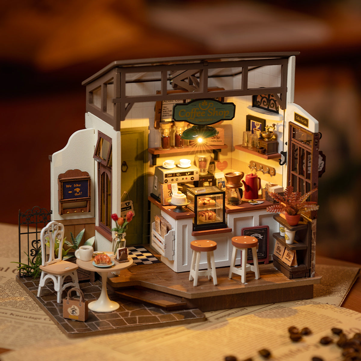 robotime-dg162-flavory-cafe-house-miniaturhaus-bausatz-holz image 2