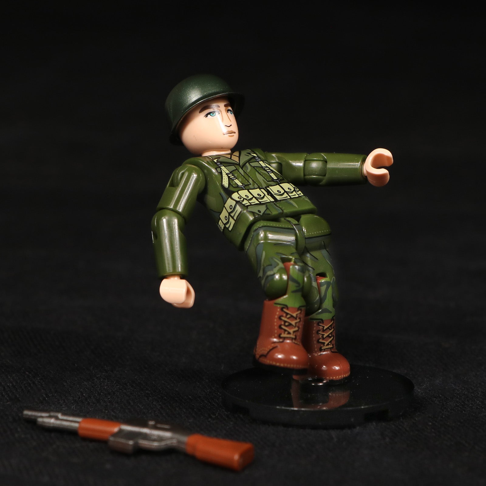 build-army-baf005-ww2-us-infantry-bausteinfigur-rifleman-5-8-cm image 4