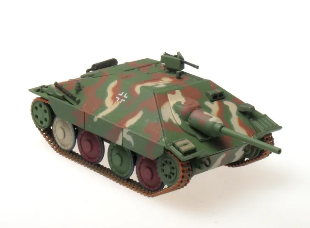 panzerstahl-hetzer-starr-1-72-panzerj-ger-milowitz-1945-fertigmodell image 1