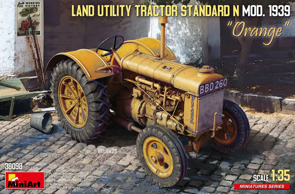 miniart-38098-standard-n-orange-traktor-modellbausatz-1-35 image 1