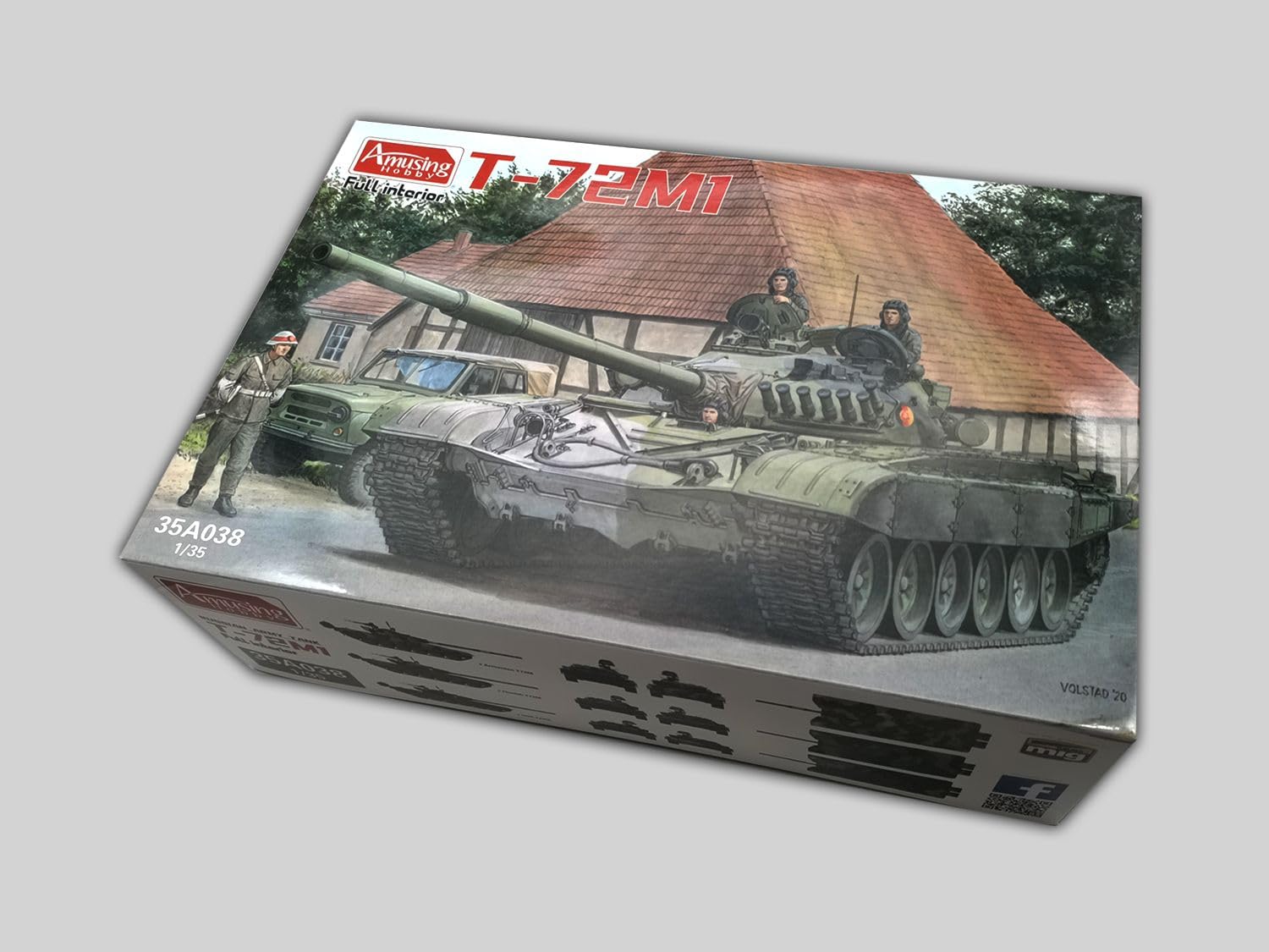 amusing-hobby-t-72m1-35a038-panzer-modellbausatz-1-35-interior image 2