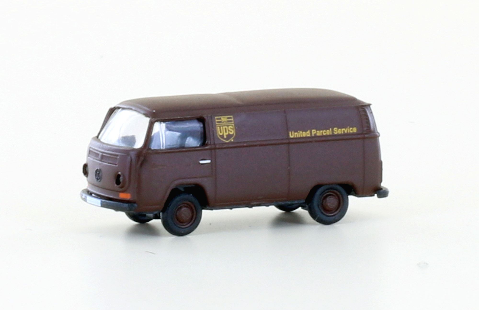 hobbytrain-modellautos-vw-t2-transporter-ups-modellauto-spur-n image 1