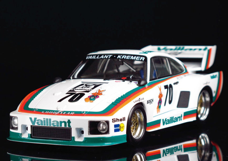 beemax-24015-1-24-porsche-935-k2-77-drm-automodell image 2
