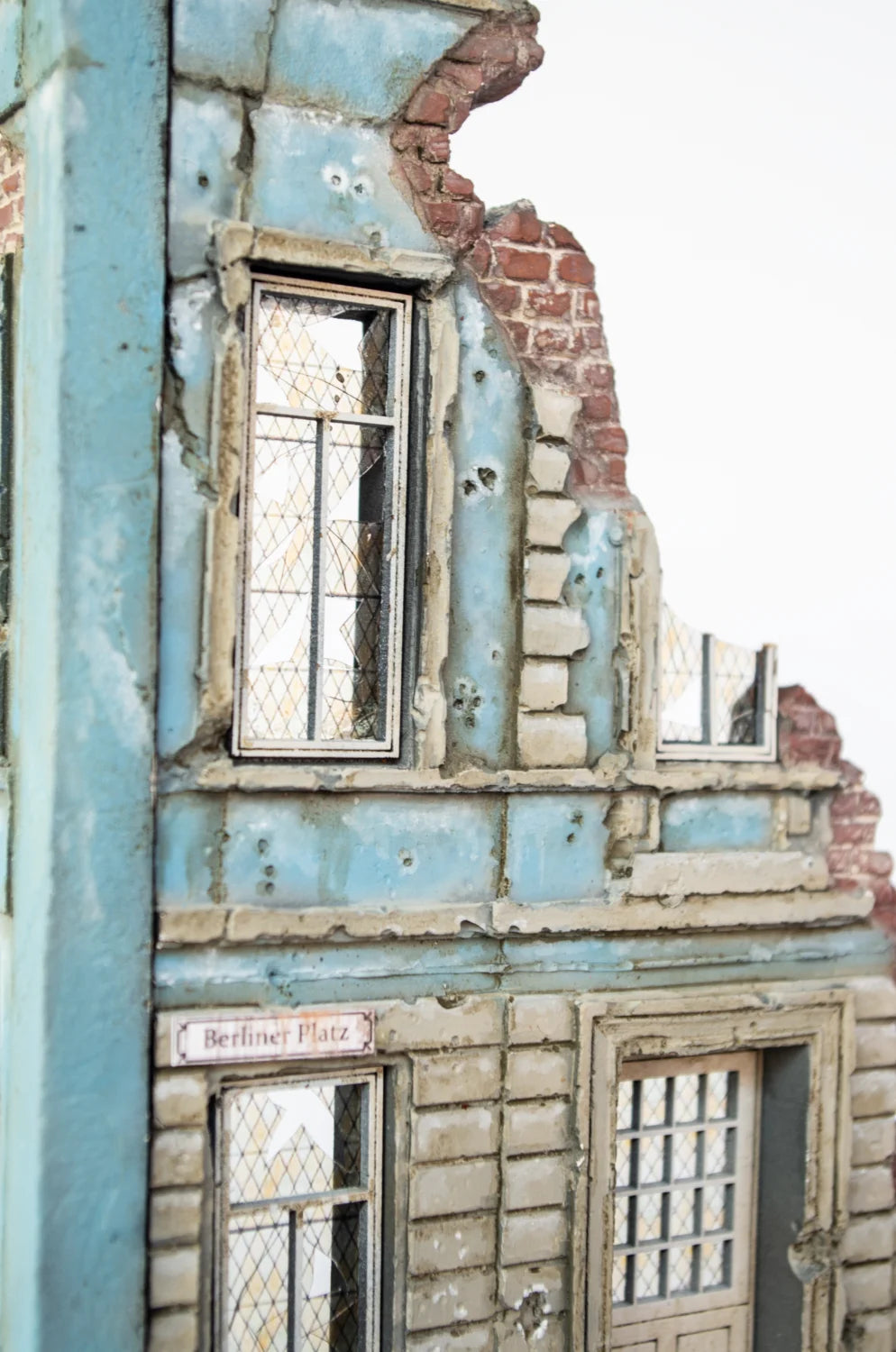 rt-diorama-35256-corner-ruin-1-35-diorama-keramik-bausatz image 2