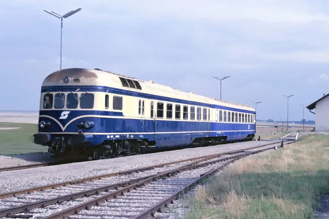 hobbytrain-triebwagen-rh-5145-triebzug-bb-ep-iv-sound-spur-n image 1