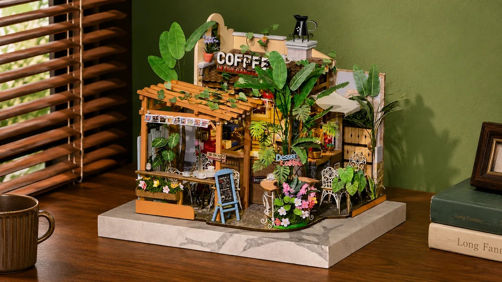 robotime-rolife-leafree-caf-dh201-miniaturhaus-holzbausatz image 1