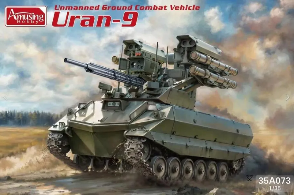 amusing-hobby-35a073-uran-9-roboter-panzer-1-35-ugcv image 1