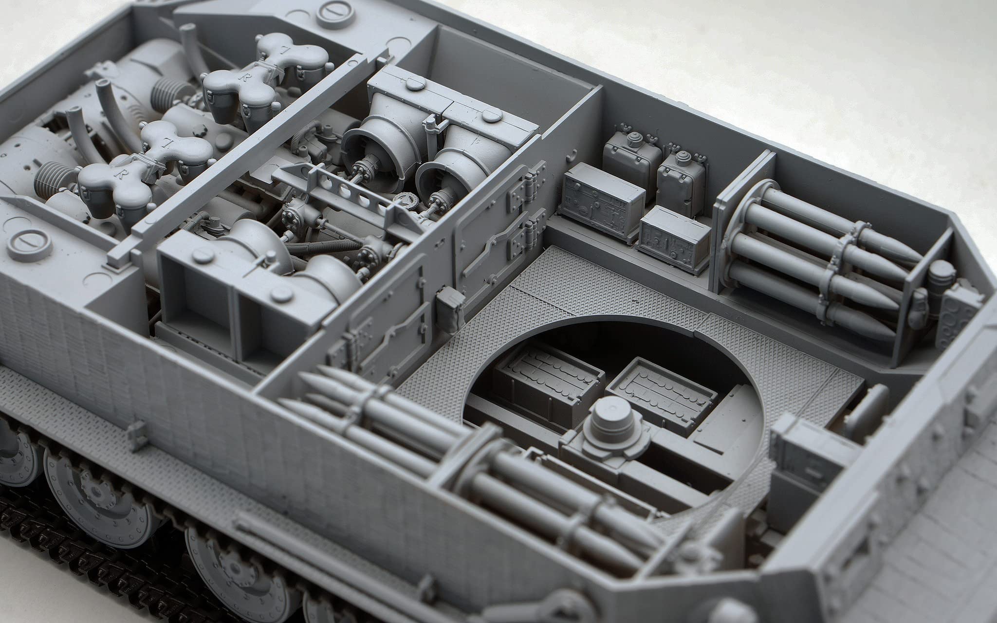 amusing-hobby-tiger-p-35a051-bausatz-1-35-zimmerit image 5