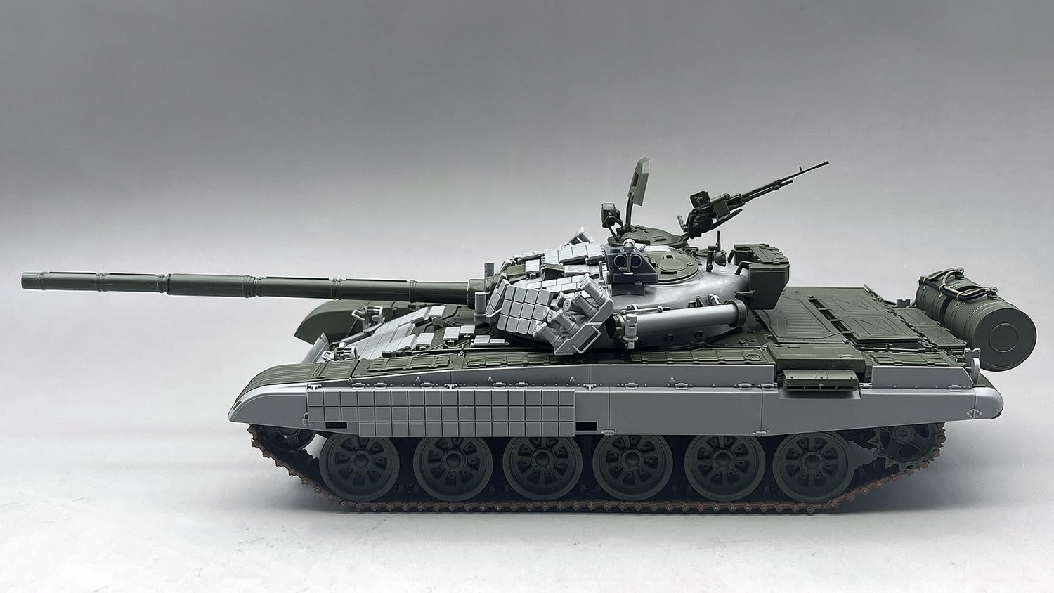 amusing-hobby-35a069-pt-91-twardy-panzer-1-35-erawa image 4