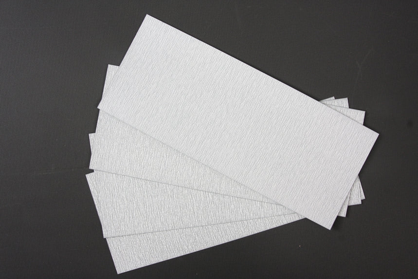 tamiya-87010-finishing-abrasives-schleifpapier-fein-set image 1