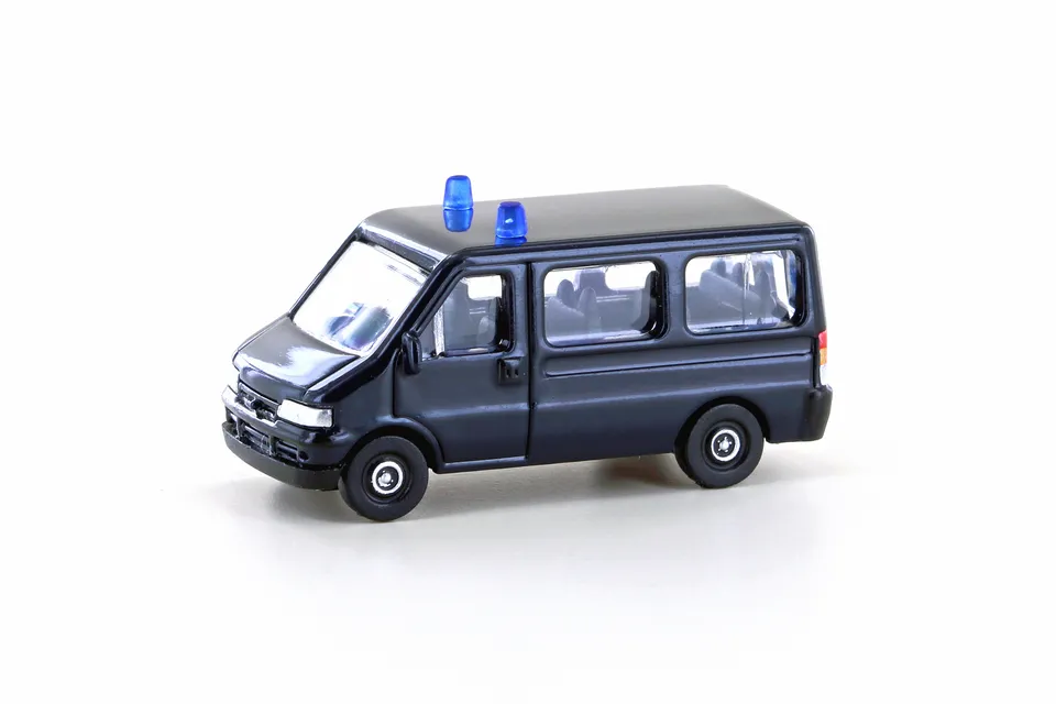 hobbytrain-modellautos-fiat-ducato-ii-bus-blaulicht-1-87 image 1