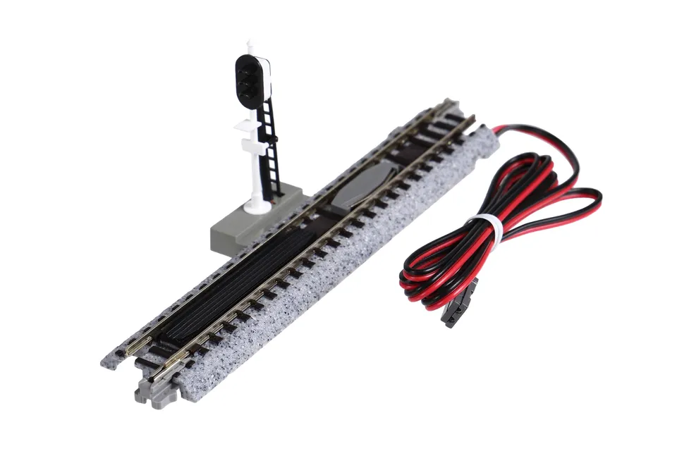 hobbytrain-zubeh-r-automatisches-signal-dreifarbig-us-ausf-hrung image 1