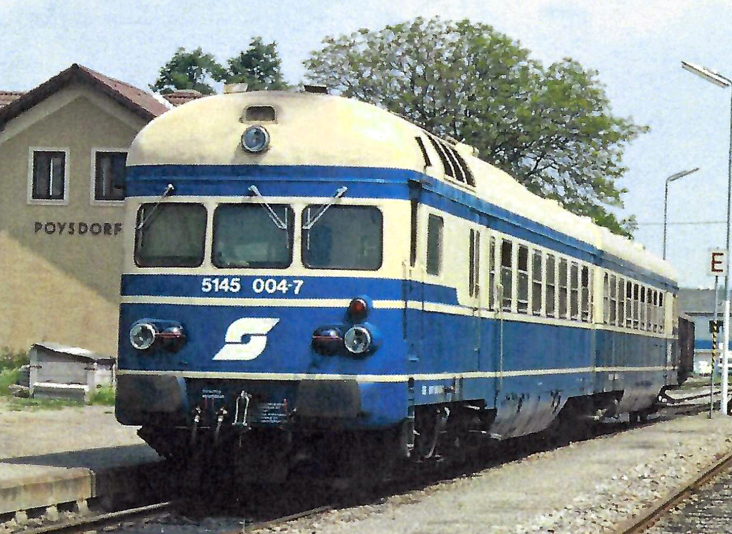 hobbytrain-rh-5145-triebwagen-2-tlg-bb-ep-iv-ac-sound image 1