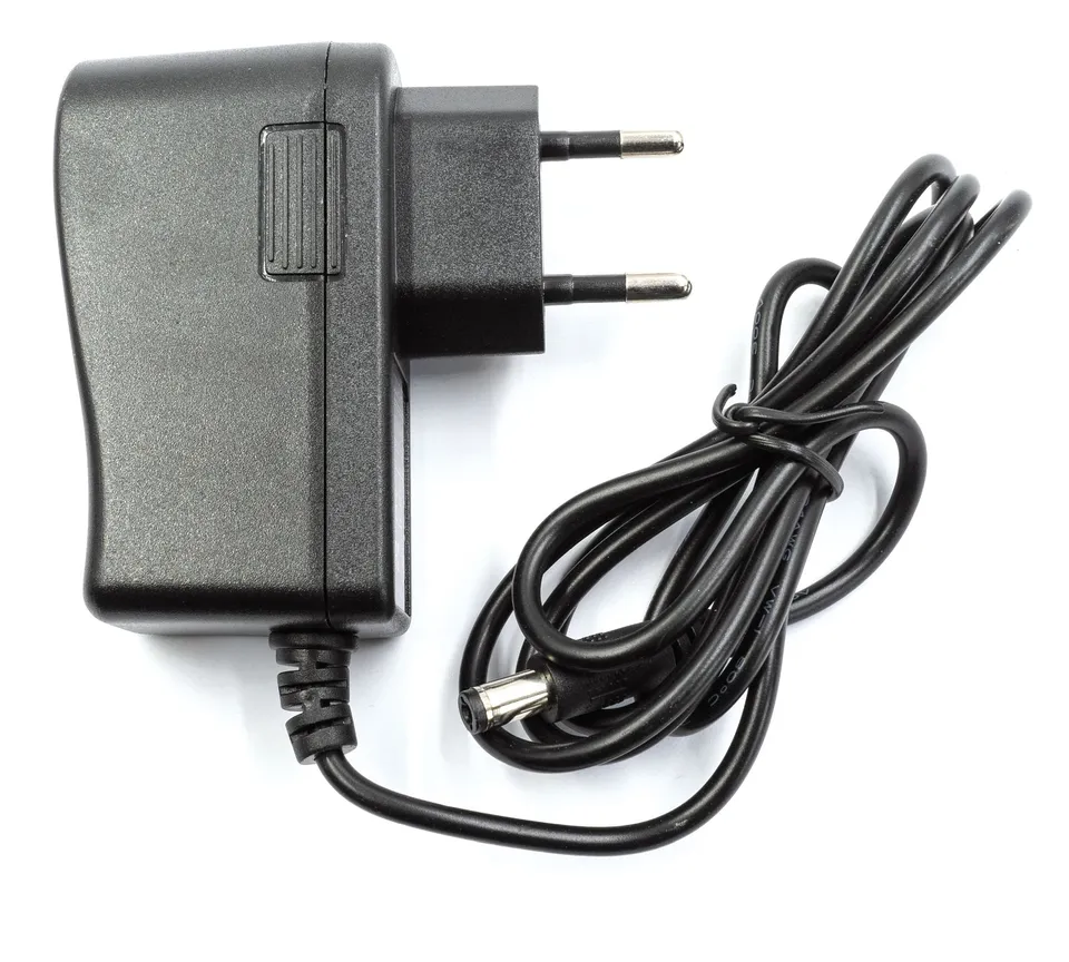 hobbytrain-netzadapter-230v-zubeh-r-1-32-eu image 1