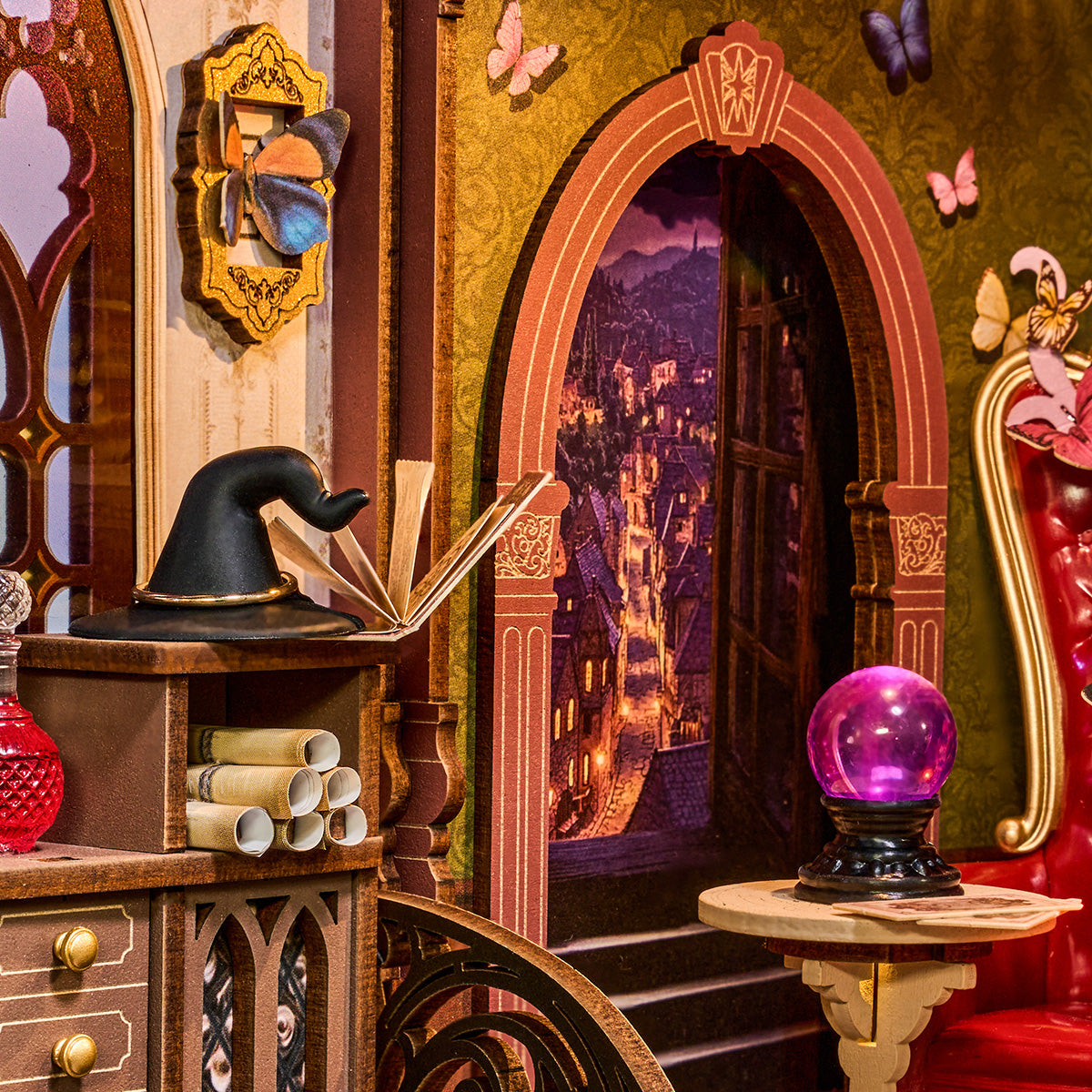 robotime-rolife-tgb14-magic-fantasy-corner-book-nook-kit image 3