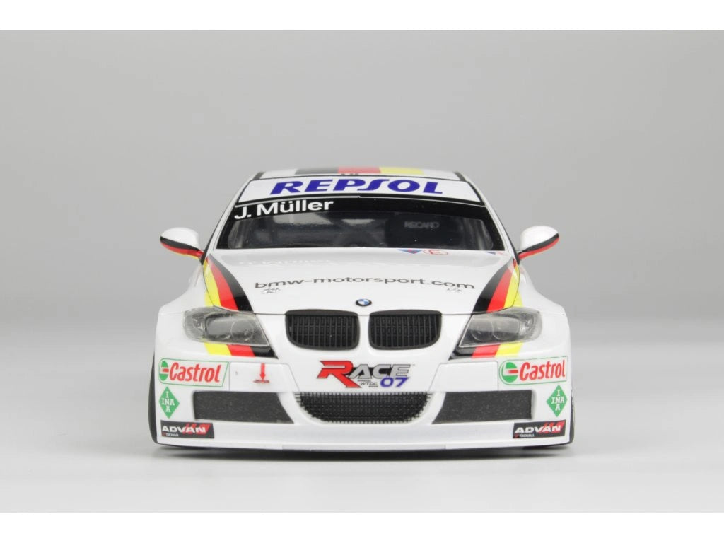 nunu-24037-bmw-320-e90i-wtcc-brands-hatch-2008-auto-bausatz-1-24 image 3
