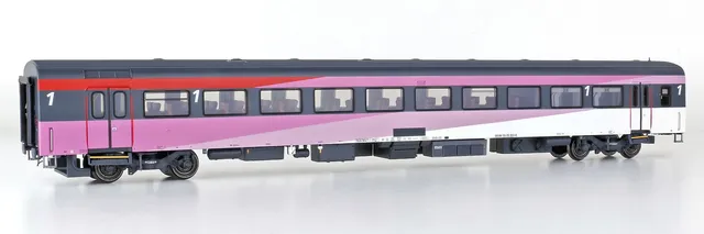 hobbytrain-icrm-1-kl-ns-fyra-personenwagen-ep-vi-spur-n image 1