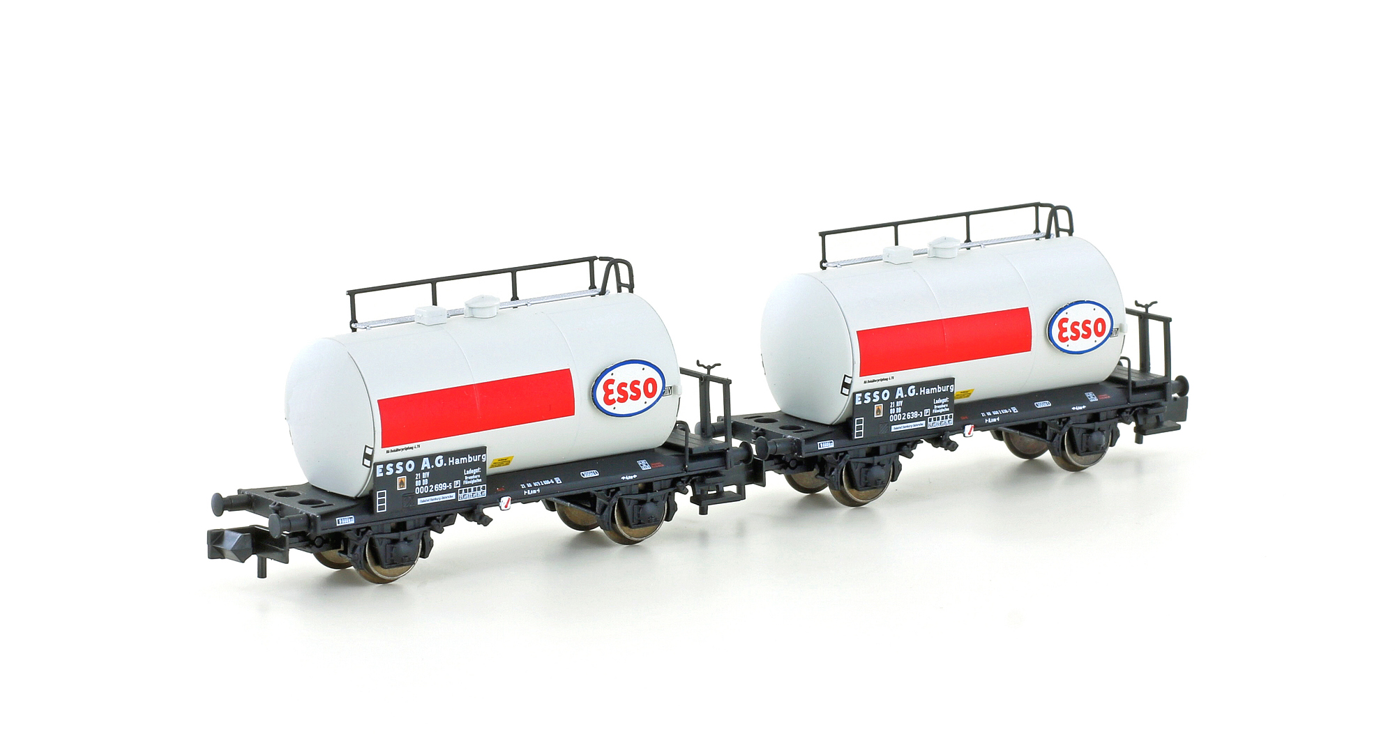 hobbytrain-leichtbau-kesselwagen-db-esso-2er-set-g-terwagen image 1