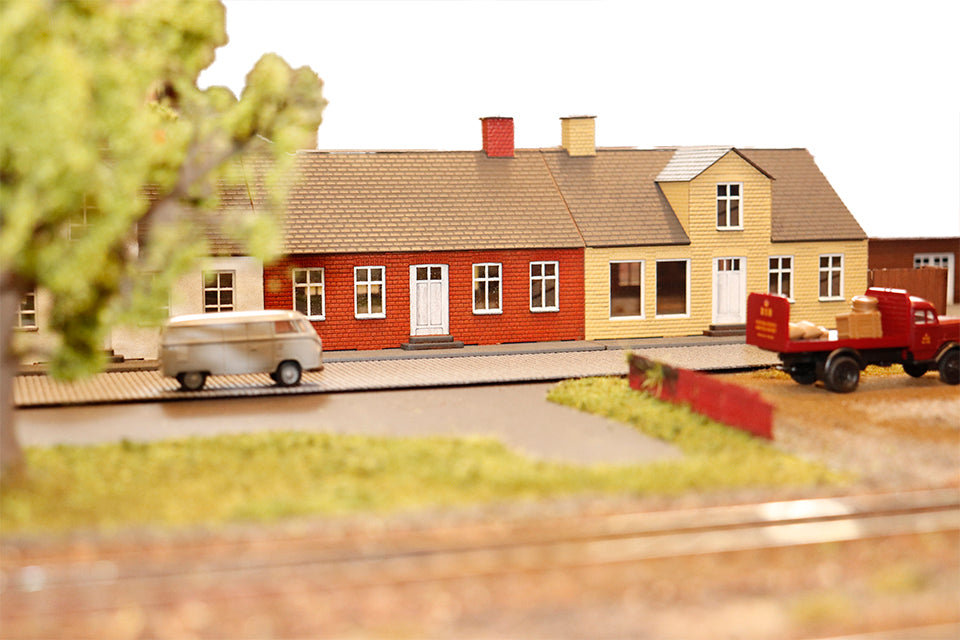 hobbytrade-danske-byhuse-ht-87223-stadthaus-modellhaus-h0-b-cker image 3