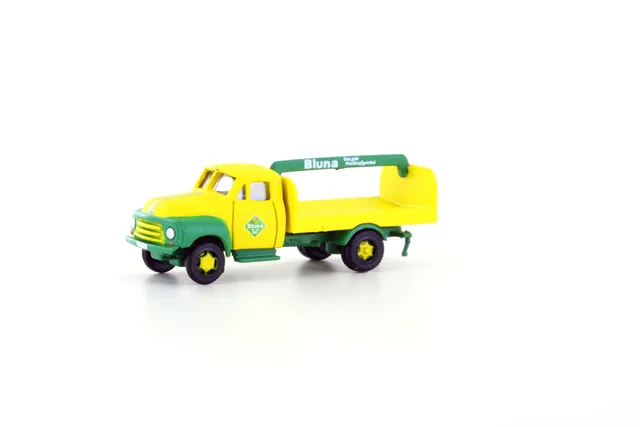 hobbytrain-modellautos-opel-blitz-getr-nkepritsche-bluna image 1