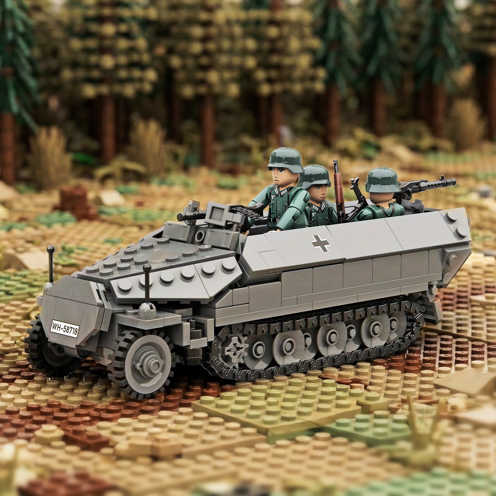 build-army-ba0251-sd-kfz-251-ausf-d-klemmbaustein-ww2 image 3
