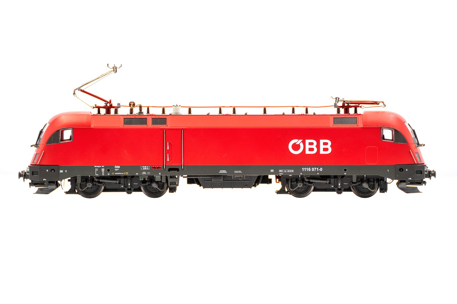 hobbytrain-rh-1116-taurus-e-lok-bb-ac-spur-n image 1