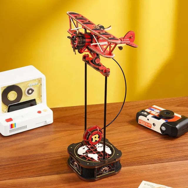 rokr-mcd01-sky-captain-pendel-3d-puzzle-holzbausatz image 1