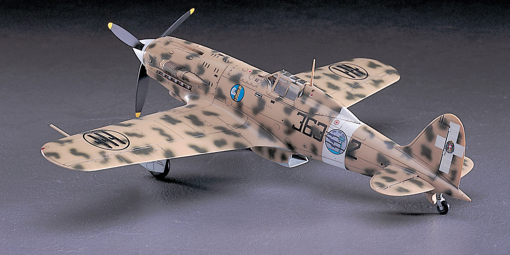 hasegawa-09132-macchi-c-202-folgore-flugzeugmodell-1-48 image 2